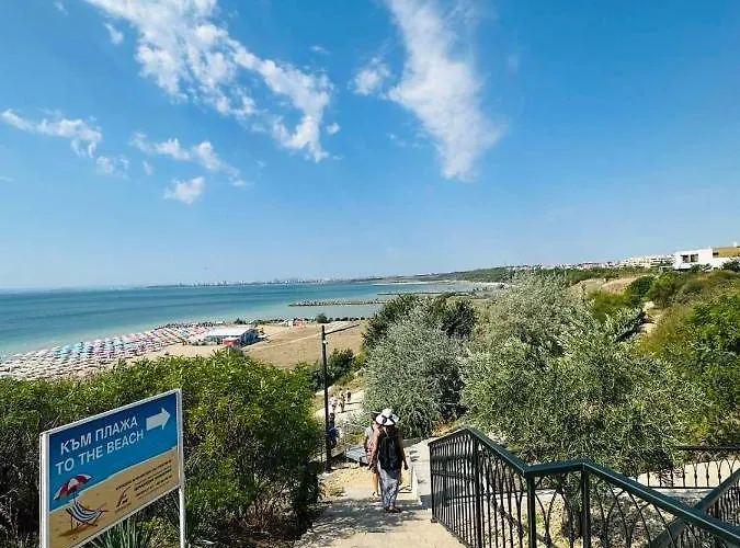 Coastal Vibes By Flat Mаnаger בורגאס